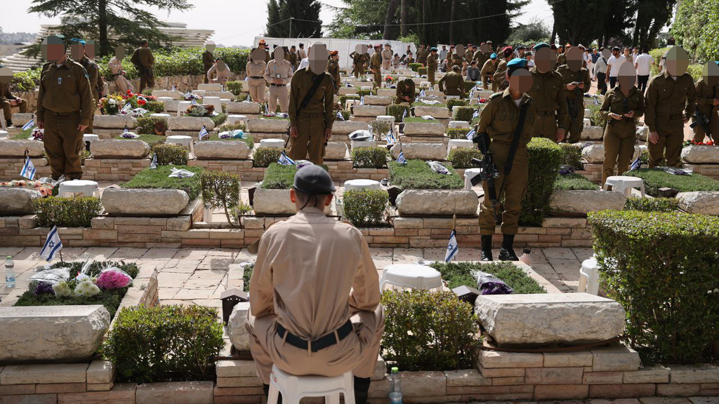 יום הזיכרון לחללי מערכות ישראל בבית העלמין הצבאי בהר הרצל