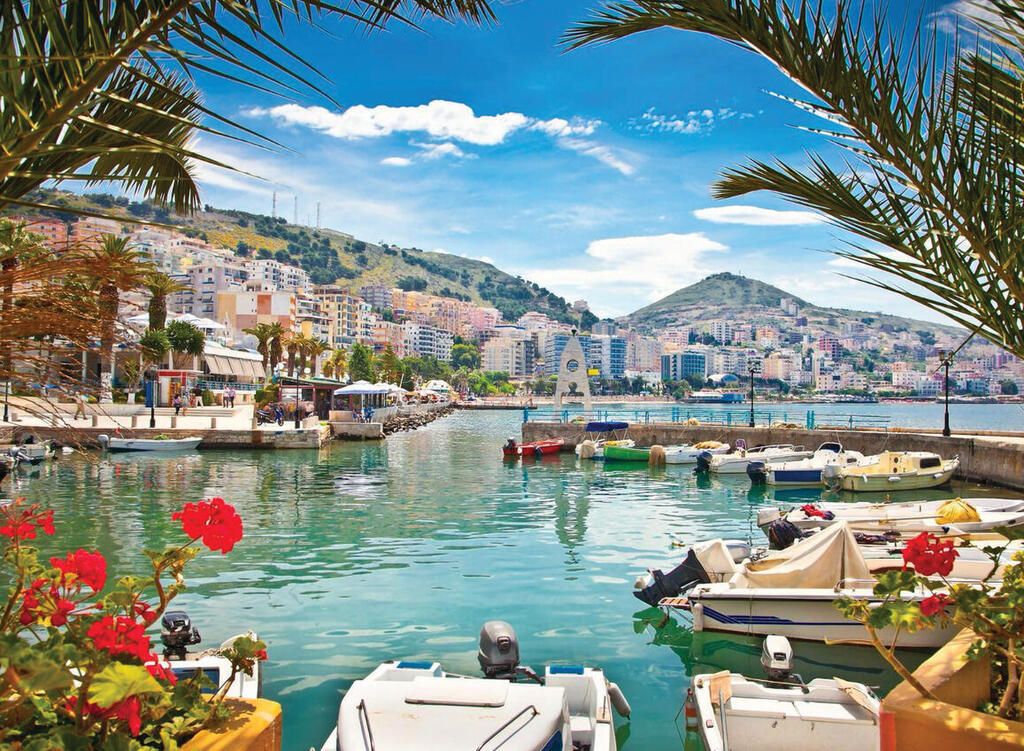 טירנה, אלבניה. חוופים וטבע פראי | צילום: קשרי תעופה yk14351337