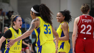 סער והחברות יודעות שזה היום שלהן