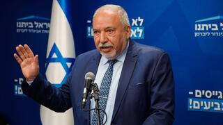 אביגדור ליברמן, יו"ר ישראל ביתנו בישיבת סיעה