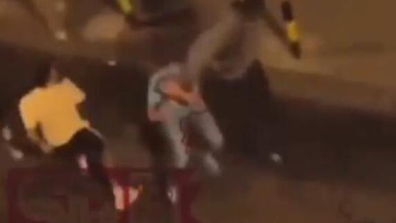 שחקני פרטיזן בלגרד במהלך הקטטה