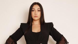 יובל רפאל בבגד לאירוויזיון שעיצב ויוי בלאיש