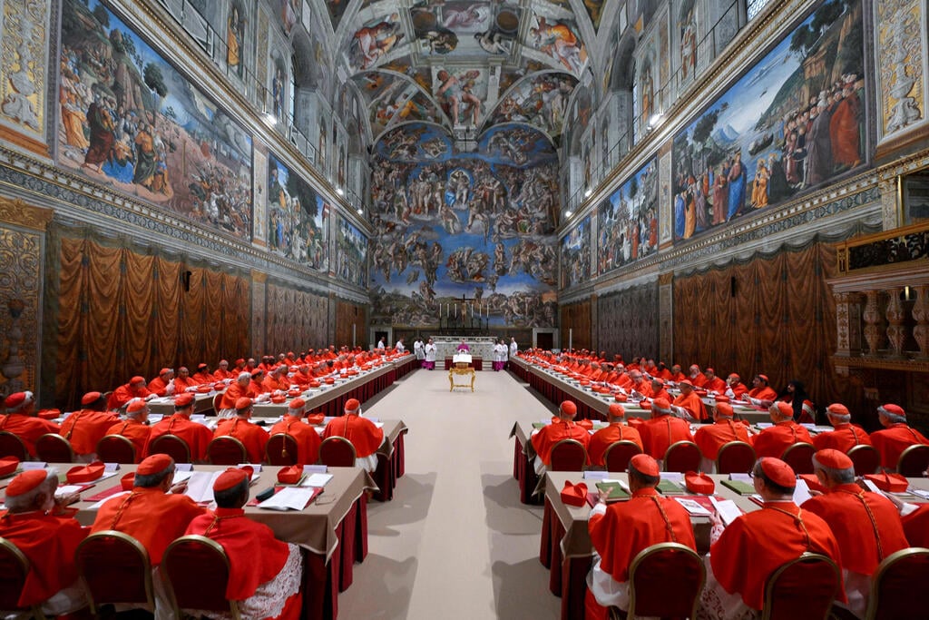 צילום: Vatican Media/Handout via REUTERS כינוס מועצת קרדינלים קונקלווה לבחירת אפיפיור האפיפיור הבא
