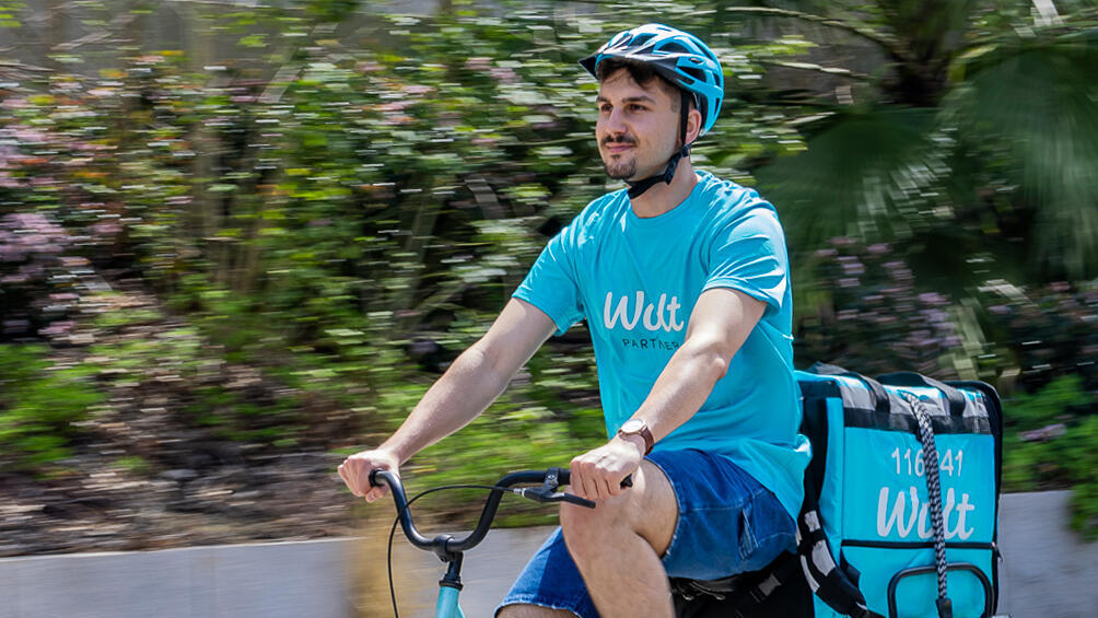 שליחי Wolt בפעולה