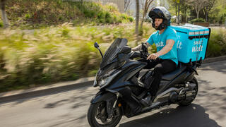 שליחי Wolt בפעולה