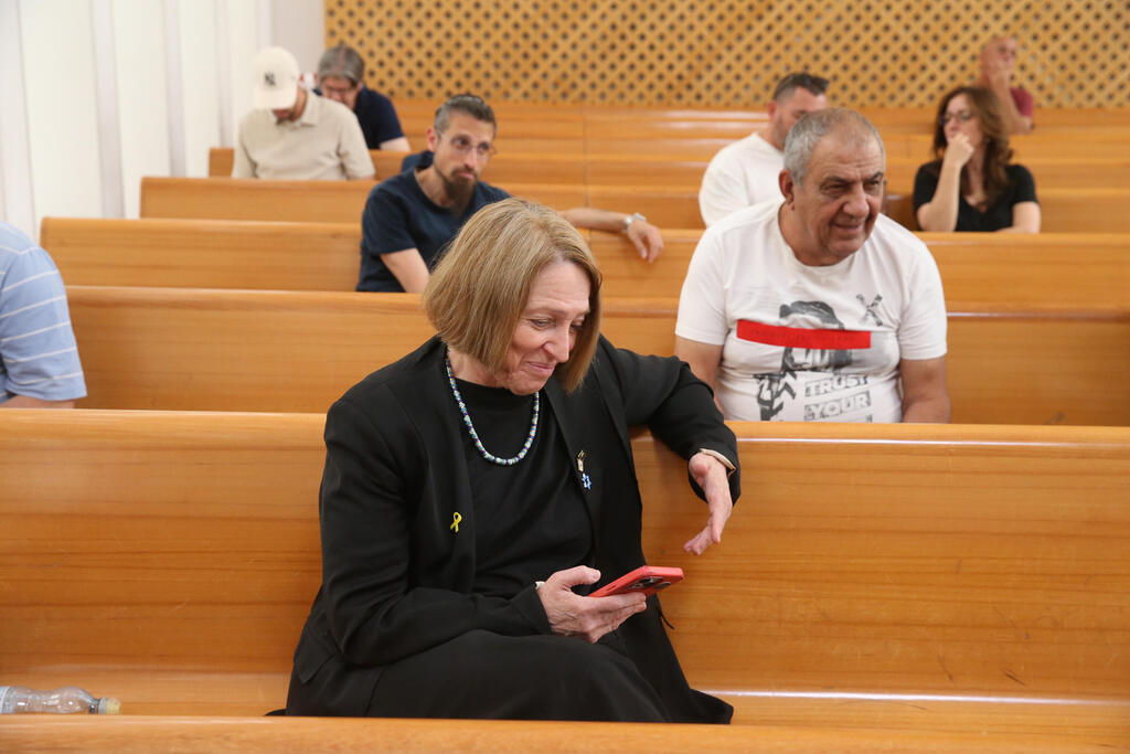 פרופ' איינהורן בבית המשפט (צילום: עמית שאבי) דיון ערר על שחרור פלדשטיין ואוריך