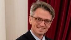 שבדיה ה יועץ לביטחון לאומי התפטר תמונות אינטימיות נשלחו לממשלה