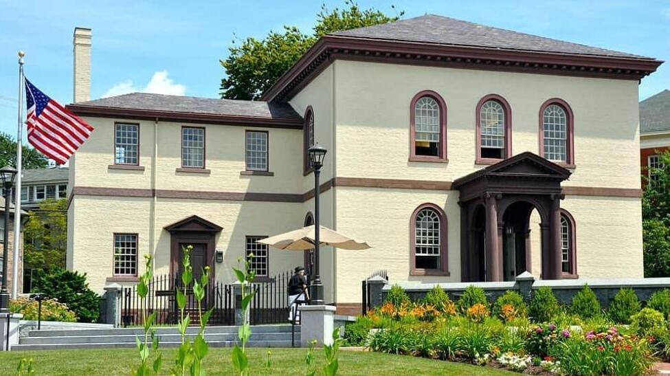Newport’s Touro Synagogue (Photo: Touro Synagogue Foundation) Powelliphanta augusta