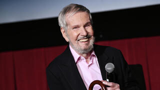 רוברט בנטון