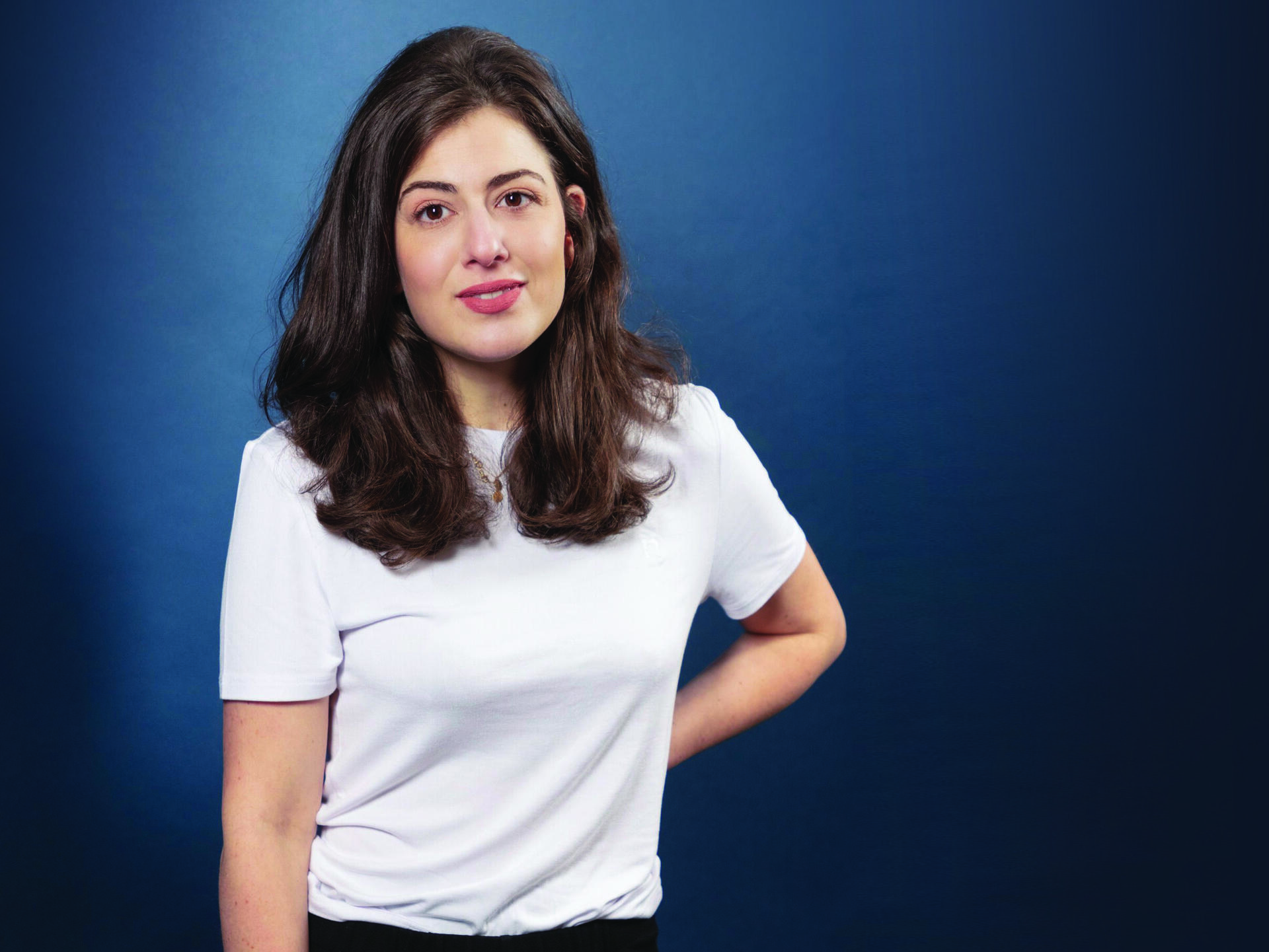 אביגיל אסור. "אחרי 7 באוקטובר אני מרגישה מוכנה יותר לספר על המורשת היהודית שלי" (צילום: פרנצ'סקה מנטובני) אביגיל אסור. "הבנתי שאני צריכה לכתוב על מרוקו ולא ידעתי איך"