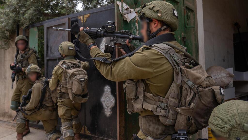 IDF forces searching the West Bank for the terrrorist (Photo: IDF) תיעוד מהמצוד אחר המחבל שביצע את הפיגוע סמוך לברוכין שבחטיבת אפרים
