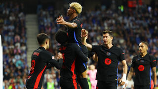 ימאל חוגג עם החברים