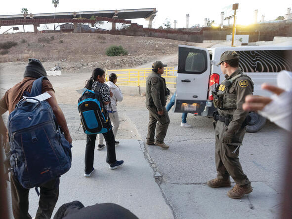 מהגרים בגבול ארצות־הברית | צילום: אי־פי, Gregory Bull yk14372450