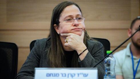 הרפורמה שהובילה, המתקפות הפוליטיות - והפרשות המרכזיות: לקראת סיום תפקידה של ראש מח