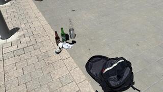 תייר השליך תיק עם חומרים להכנת בקבוקי תבערה ליד שגרירות ארה