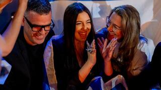 יובל רפאל והמשלחת הישראלית בגרין רום בגמר אירוויזיון 2025