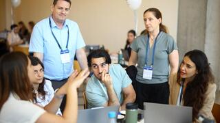 סיעור מוחות של משתתפי ההקאתון סיעור מוחות של משתתפי ההקאתון