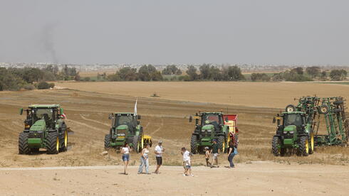 כאיש אחד בלב אחד