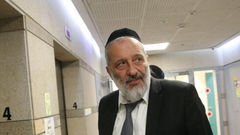 דרעי באמירה מנותקת: „הורים ששולחים את בנם לישיבה חוששים שהוא ייעצר”