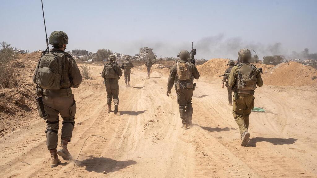 לוחמים בצפון הרצועה. "חבל לעצור עכשיו" (צילום: דובר צה"ל) פעילות צוות הקרב של חטיבת הנח״ל בצפון רצועת עזה