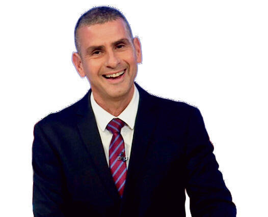 "קיציס היה לקוח קבוע בבר ונכנס כשותף. כשעזבנו את חיי הלילה, הקמתי איתו מפעל למיון ביצים שמפיץ 6 מיליון ביצים מדי חודש. קיציס הוא חבר ושותף טוב, מאוד אינטליגנטי, היו לנו תקופות קשות והוא תמיד תמך" | צי yk14395216