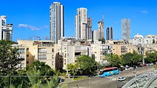 מגדלים בתל אביב