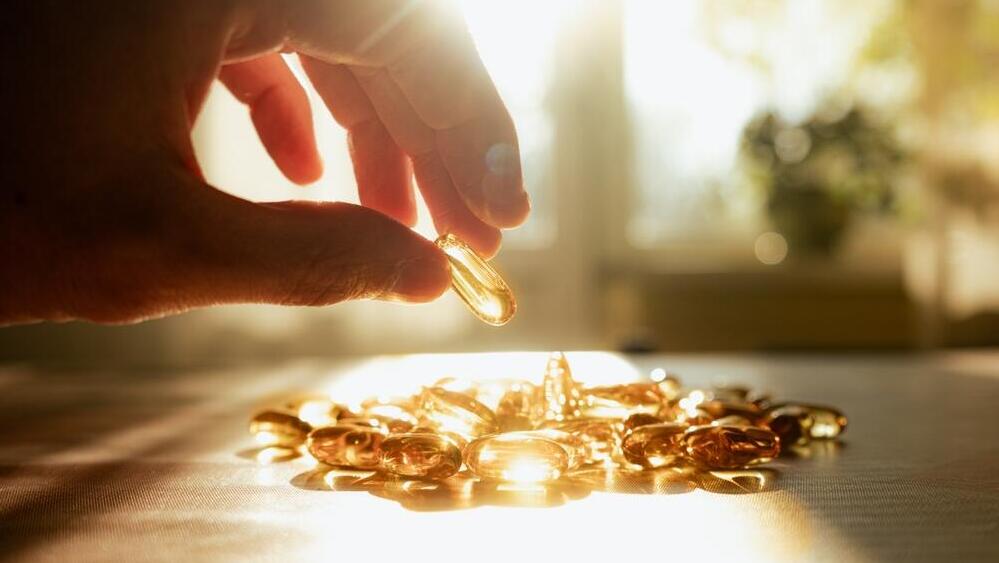 לרוב מופק מכבד דגים. ויטמין D (צילום: shutterstock) ויטמין D