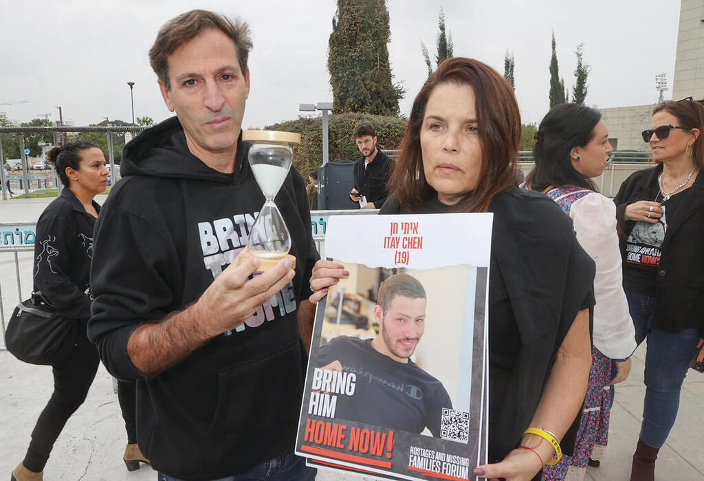 "אי אפשר להמשיך בלי סגירת מעגל". רובי חן קרב ההישרדות של משפחות החטופים yk14405556