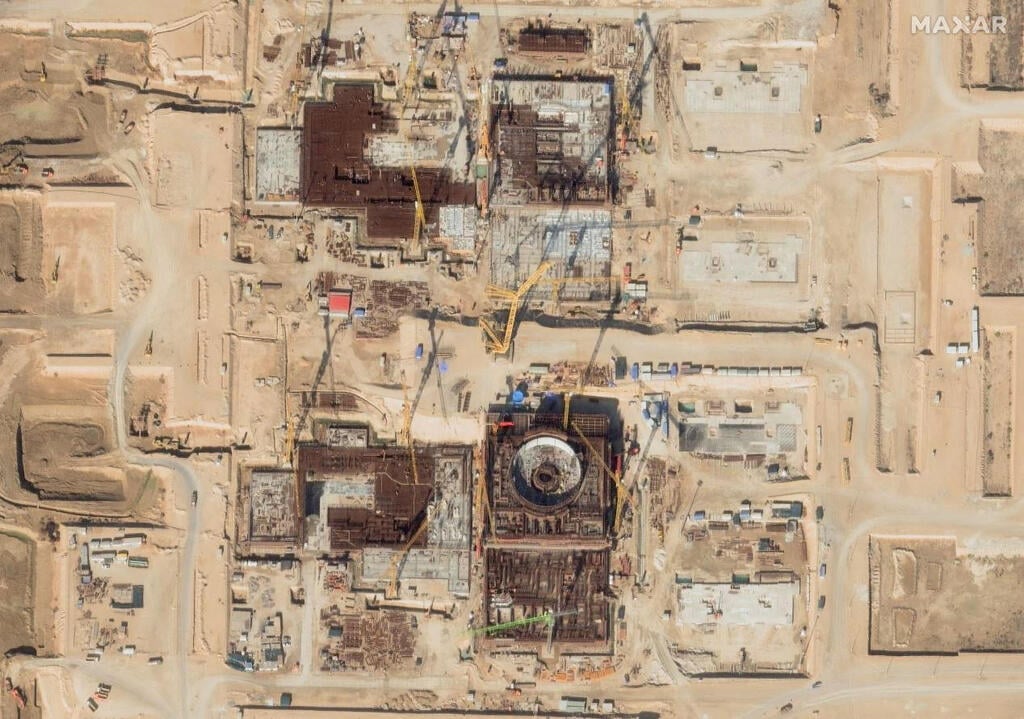 צילום: Maxar Technologies/Handout via REUTERS פיצוץ בשדה הגז בבושהר