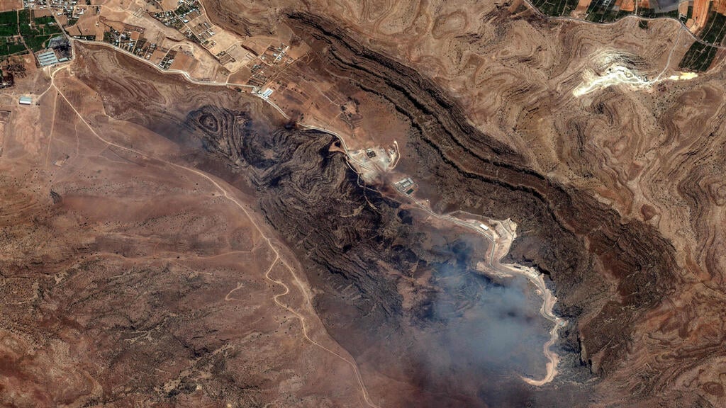 Ballistic missile production site in Shiraz, Iran after an Israeli strike (Photo: © 2025 PLANET LABS PBC) צילום לוויין 15 ביוני של השריפות ב מתקני טילים ב שיראז בתקיפה של חיל האוויר ב מבצע עם כלביא של ישראל נגד איראן
