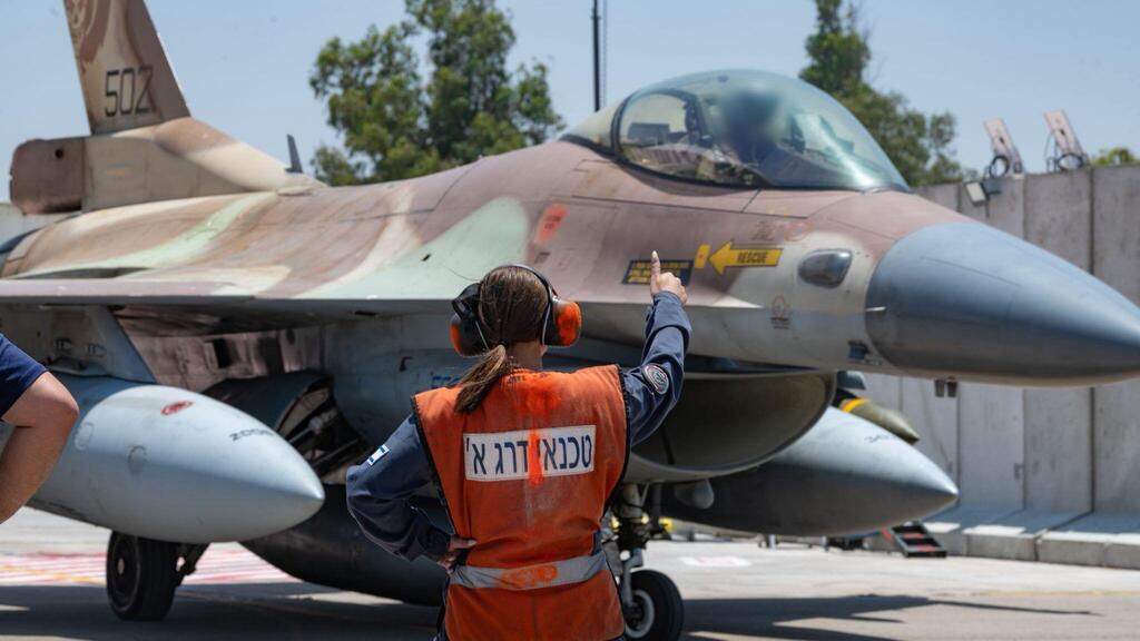 צילום: דובר צה"ל המראות מטוסי קרב לתקיפות באיראן