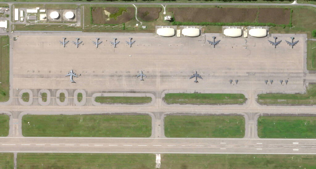 Diego Garcia base (Photo: AFP/ Planet Labs PBC) בסיס דייגו גרסיה