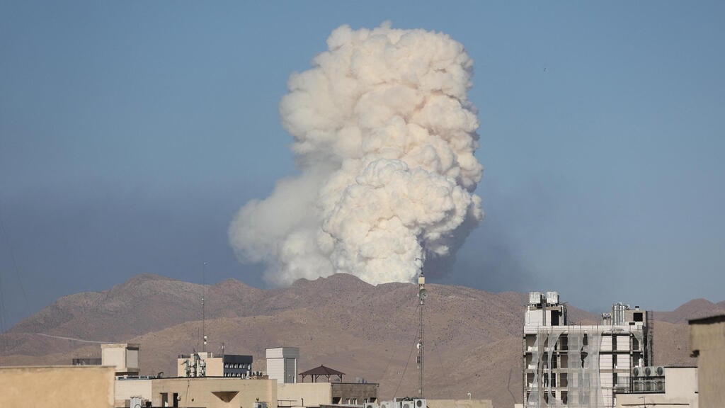 Israeli strike in Teran (Photo: Majid Asgaripour/WANA) תקיפות בטהרן