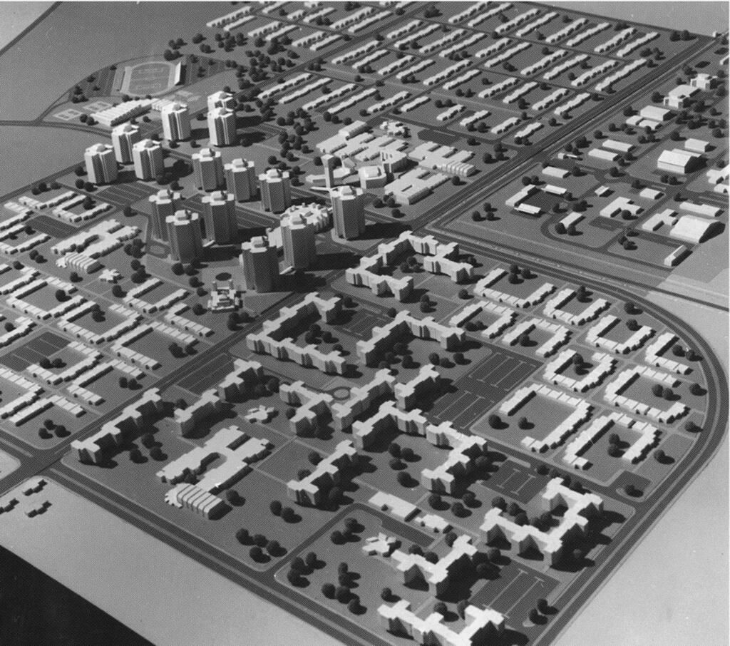Architectural model of the buildings in Bushehr (Photo: Courtesy of Archiect Dan Eytan) מודל תכנוני בושהר