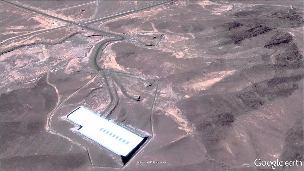 Iran's nuclear facility at Fordow (Photo: Google Earth, Youtube) מתקן הגרעין בפורדו