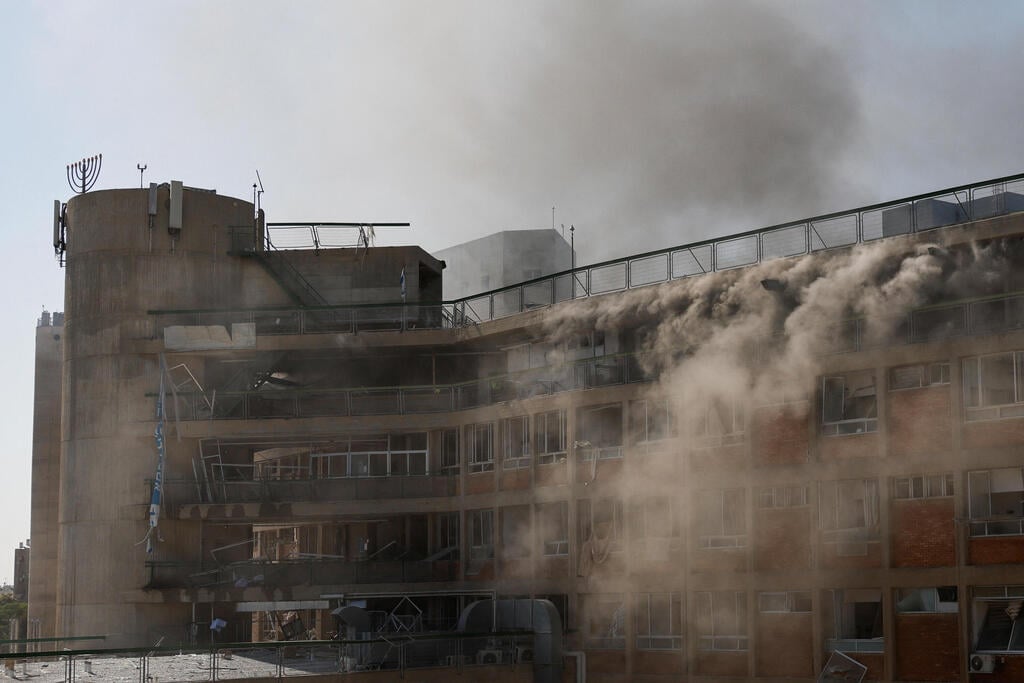 צילום: REUTERS/Amir Cohen זירת הנפילה בבאר שבע