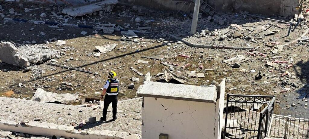 ההרס בחיפה (צילום: תיעוד מבצעי מד"א) נפילה בחיפה