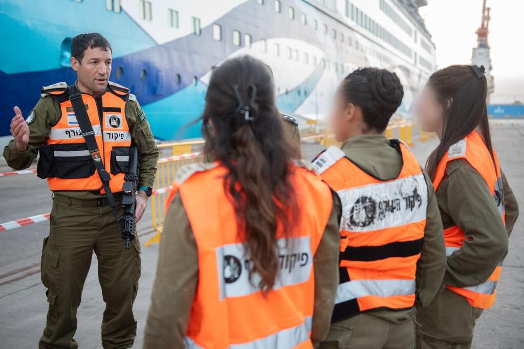 צילום: דובר צה"ל הגעת אניית החילוץ מקפריסין לנמל אשדוד