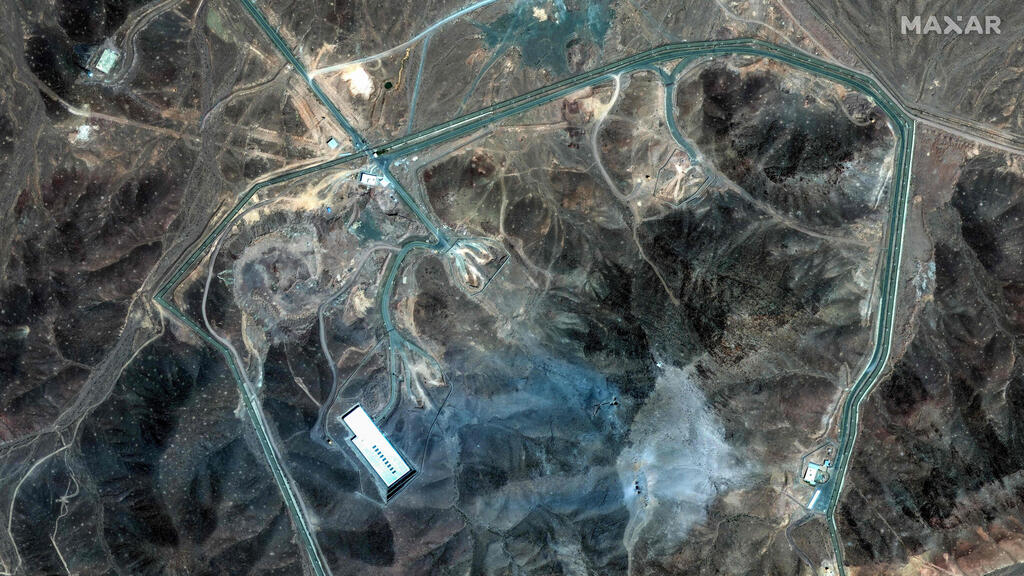 ״יש עוד עבודה״. הנזק בפורדו (צילום: AFP PHOTO/ SATELLITE IMAGE ©2025 MAXAR TECHNOLOGIES) הנזק בפורדו