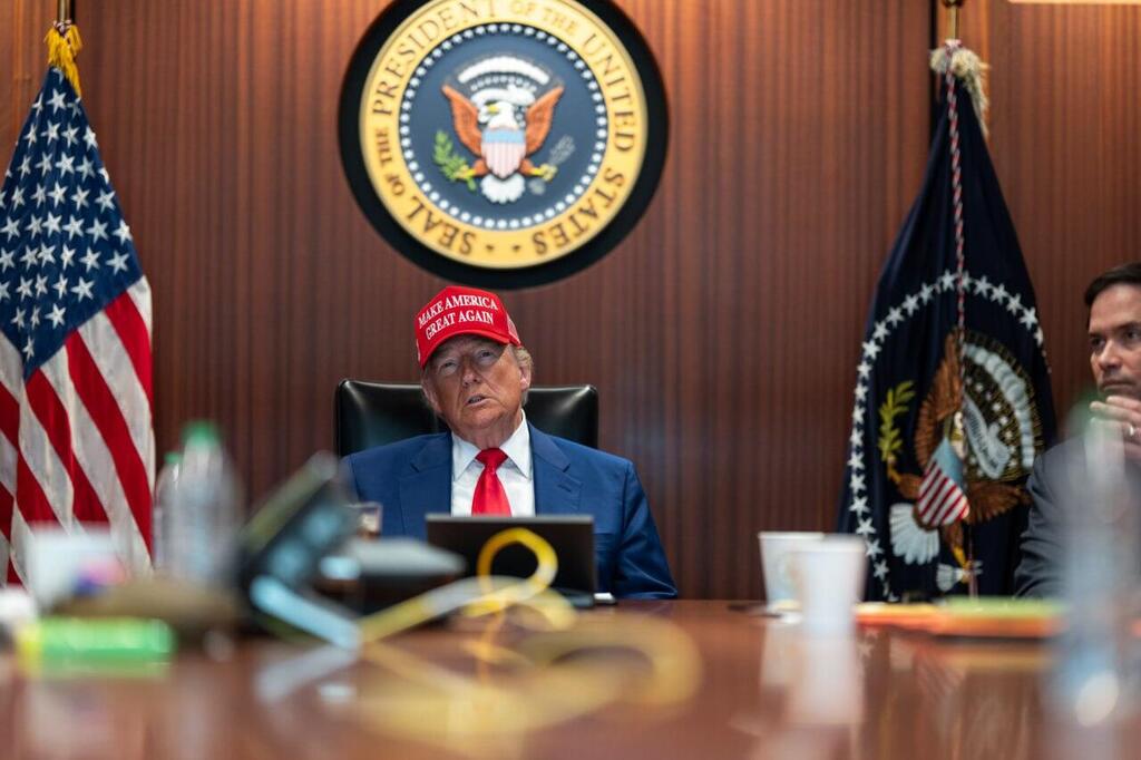 צילום: The White House הקבינט האמריקני בבית הלבן בזמן תקיפת מתקני הגרעין האיראני