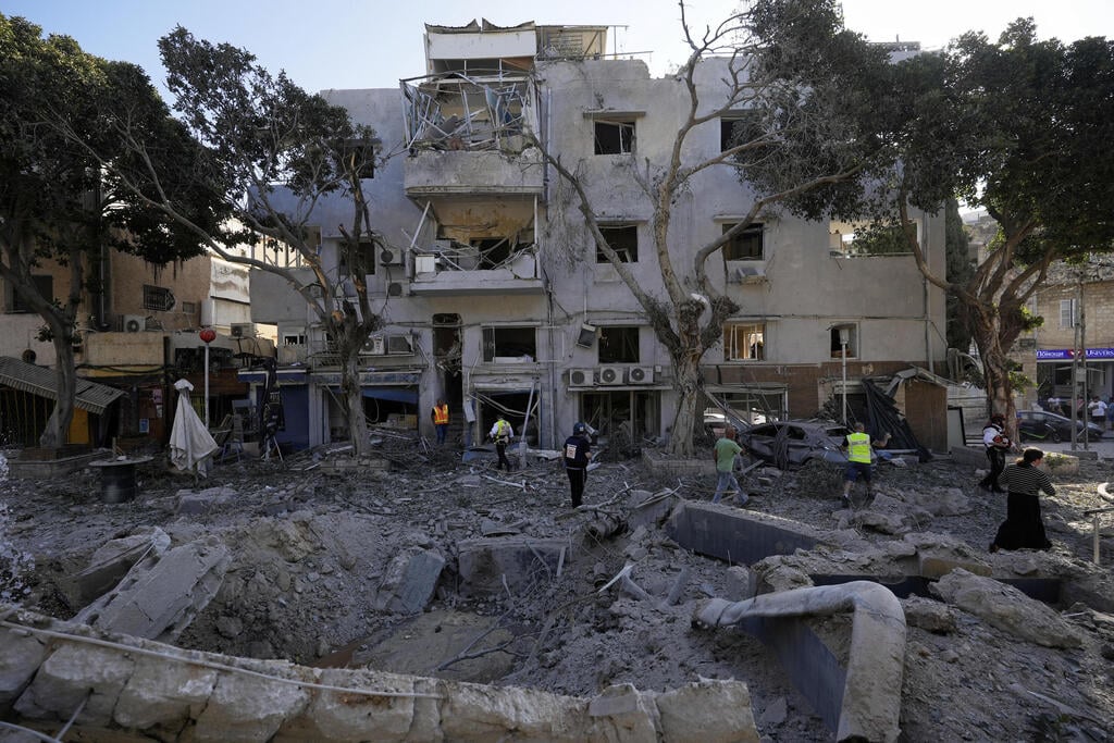 הזירה בחיפה (צילום: AP Photo/Baz Ratner) הזירה בחיפה