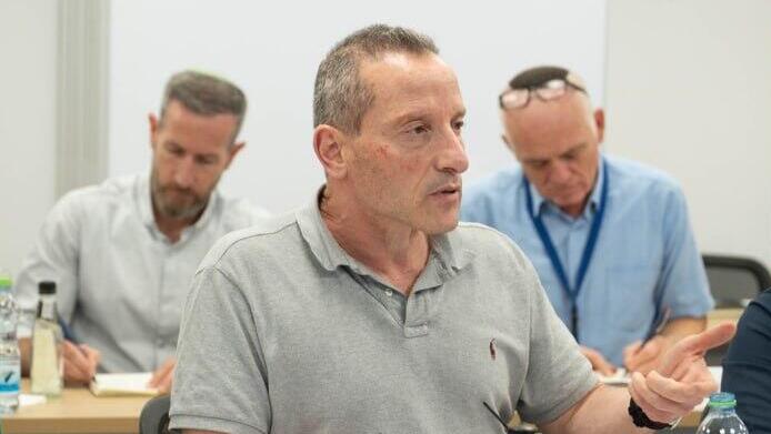 מנכ"ל משרד הביטחון כינס את ועדת המל"ח