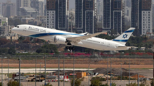 Israeli business leaders warn flight caps threaten economy, urge priority travel access