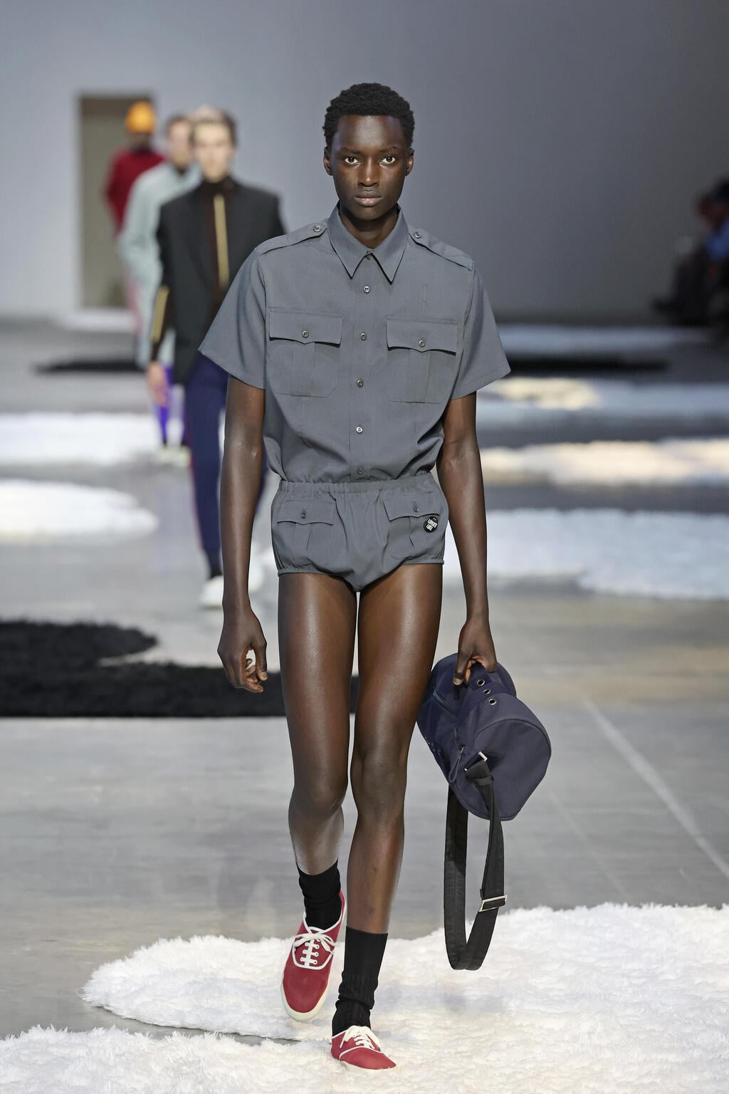 Prada, Spring-Summer 2026 menswear runway (Photo: Pietro S. D'Aprano/Getty Images) פראדה, תצוגת בגדי גברים לאביב-קיץ 2026