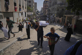 חלוקת סיוע הומניטרי בצפון הרצועה