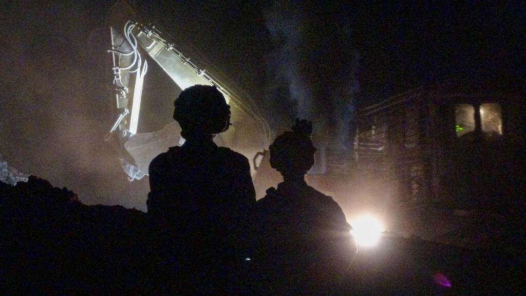 IDF forces in Gaza (צילום: דובר צה"ל) תיעוד מפעילות גדוד נצח יהודה והשמדת תוואי תת קרקעי במרחב בית חאנון