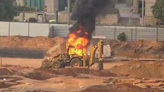 התפרעות חרדים במתחם אאורה בעקבות מציאת שרידי בית קברות