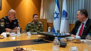 שר הביטחון ישראל כ"ץ בדיון שקיים בעקבות אירועי האלימות נגד חיילי צה"ל וכוחות הביטחון בחטמ"ר בנימין