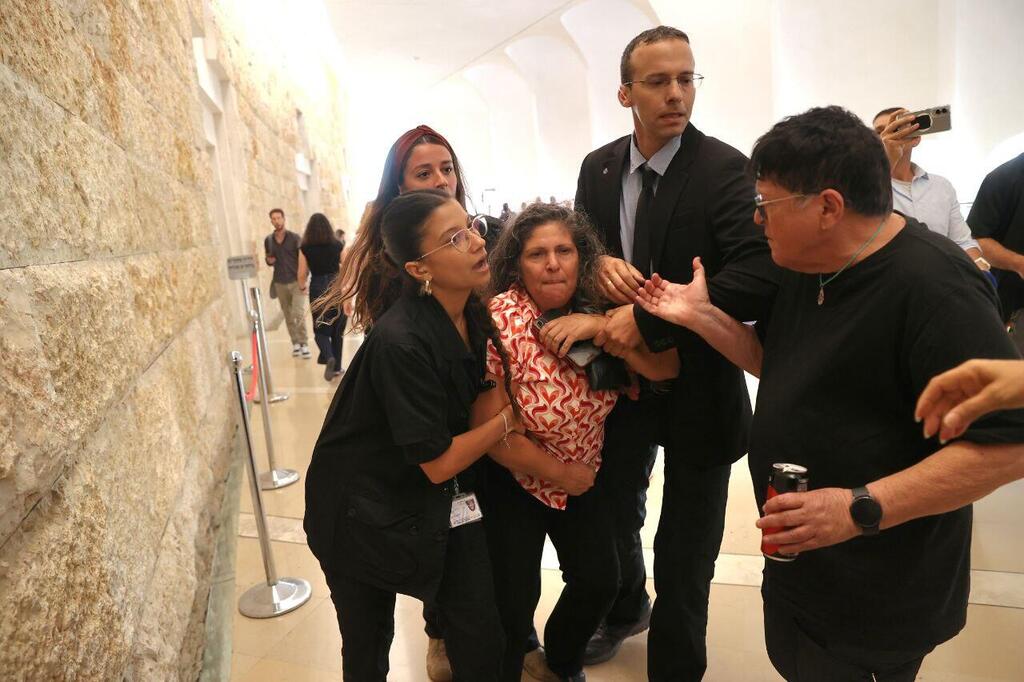 צילום: אלכס קולומויסקי מירב חגאג בדיון בנושא אופן מינוי ראש השב"כ בביהמ"ש העליון