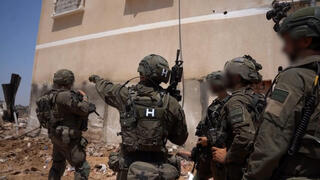 צוות הקרב החטיבתי צנחנים בחאן יונס צוות הקרב החטיבתי צנחנים בחאן יונס